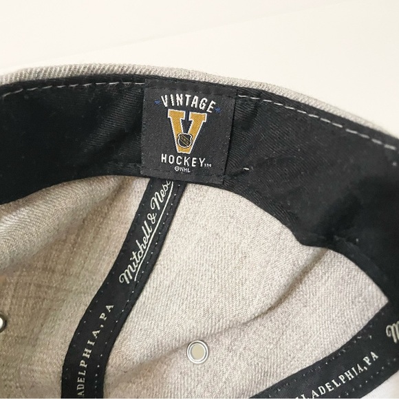 Boston Bruins Snapback Hat Mitchell & Ness Cap NHL - Picture 14 of 16